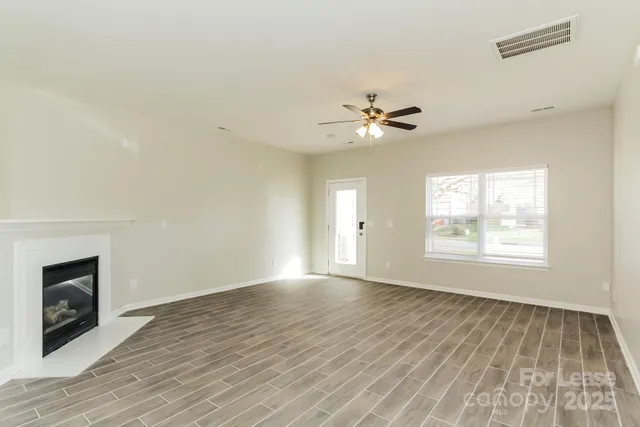 $2,295 | 5229 Stowe Derby Drive, Charlotte, NC 28278