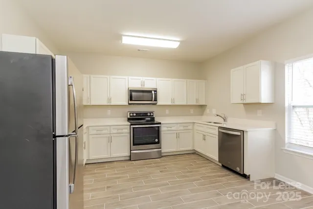 $2,295 | 5229 Stowe Derby Drive, Charlotte, NC 28278