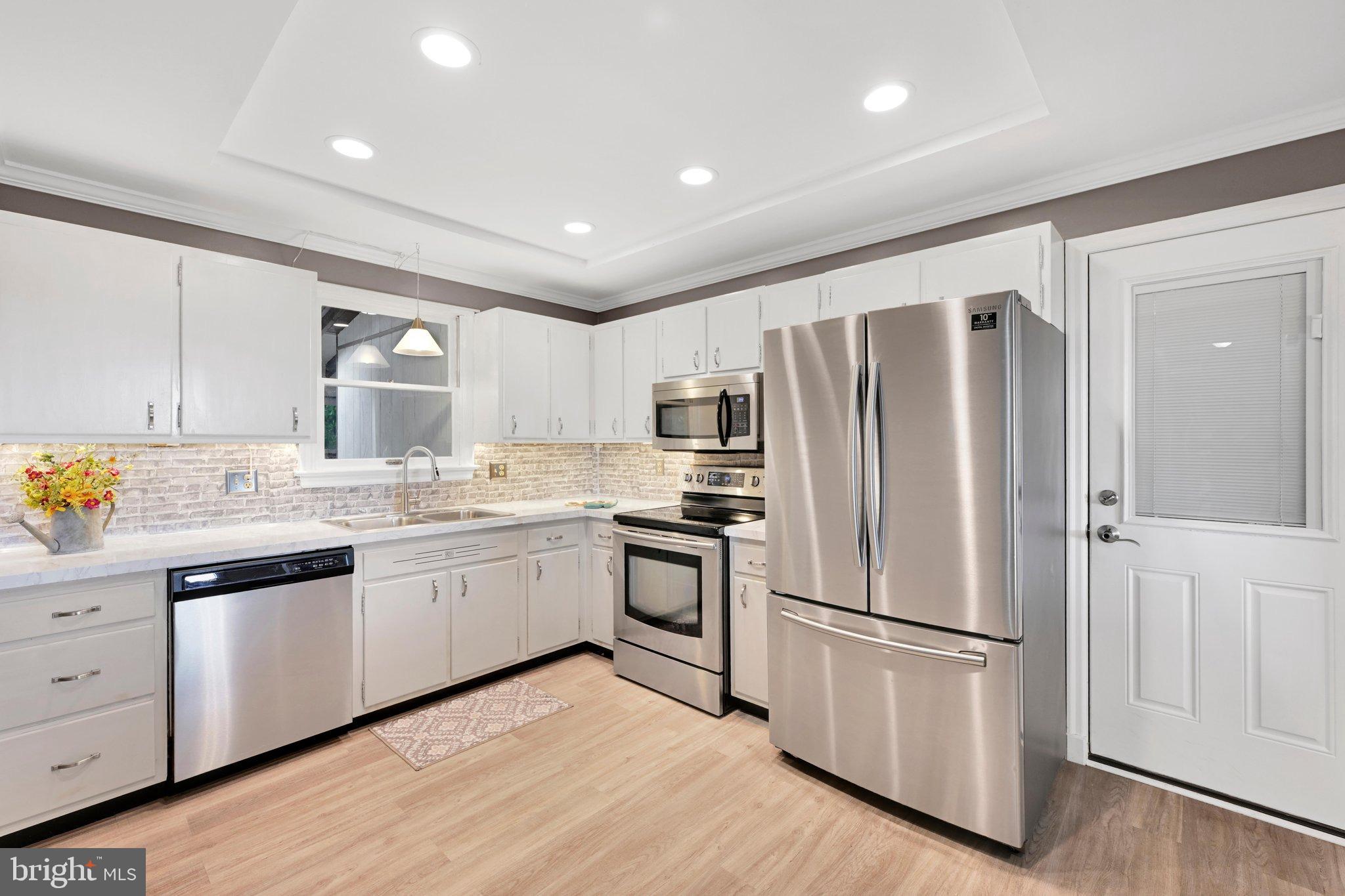 4075 Nolt Road Mount Joy, PA 17552 - Photo 21 of 49 Kitchen