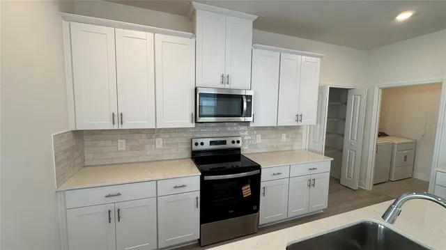 $2,800 | 2304 Hen Road, Minneola, FL 34715