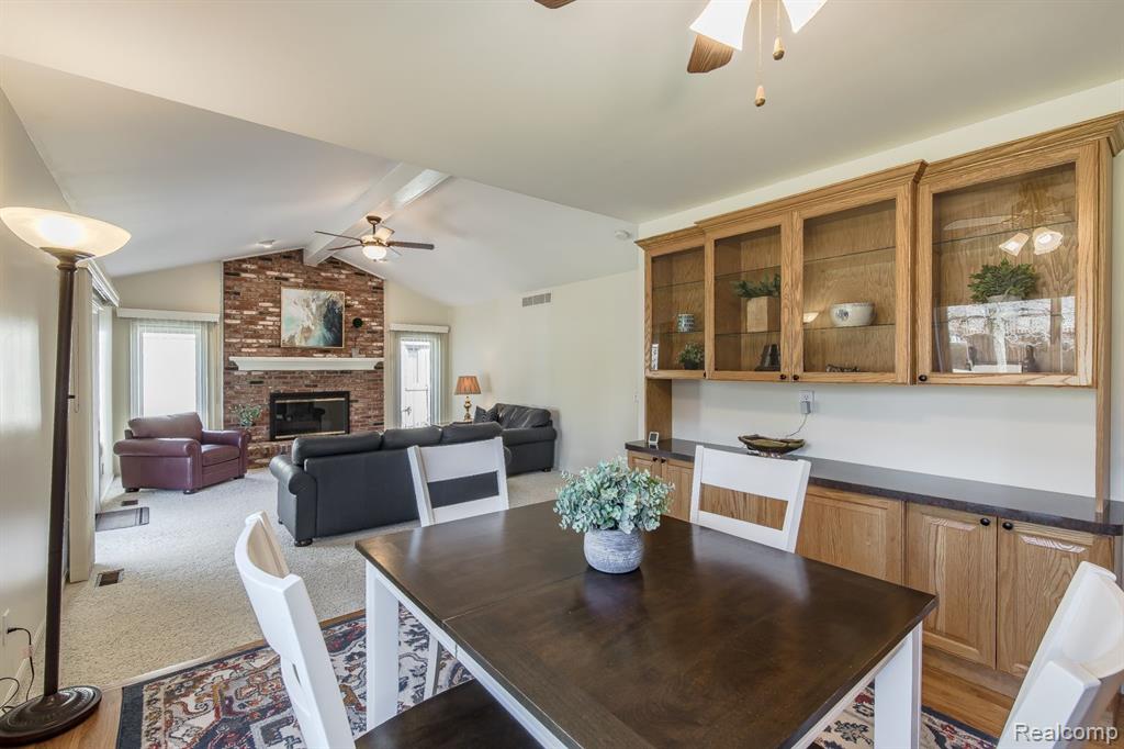 2035 Reagan Drive Rochester Hills, MI 48309 - Photo 20 of 51