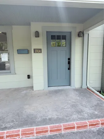 $2,450 | 1914 West Magnolia Avenue, San Antonio, TX 78201