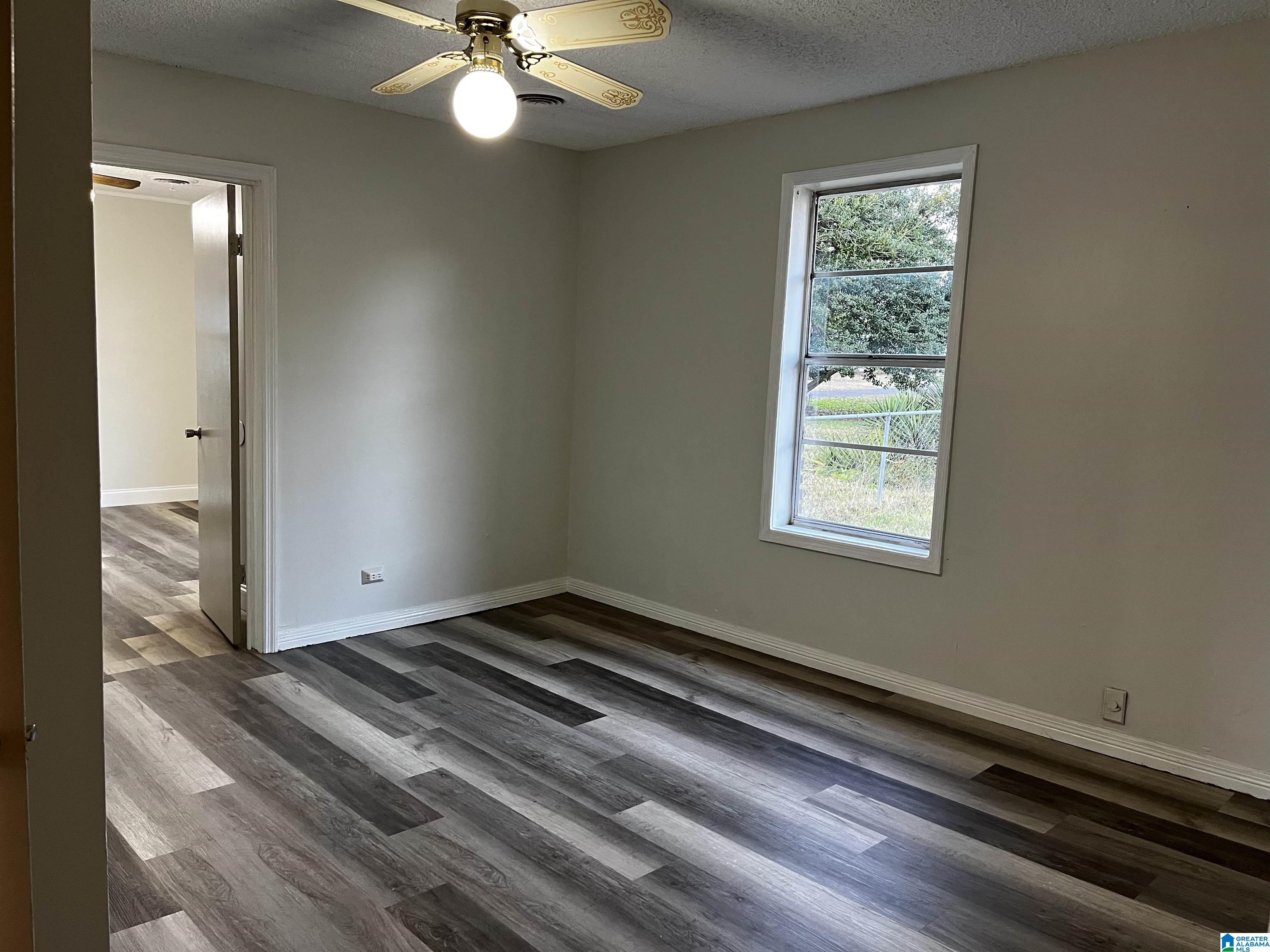 251 Morris Street Bessemer, AL 35022 - Photo 11 of 37