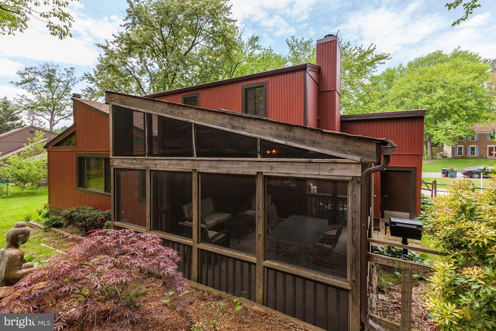 15209 Watergate Road Silver Spring, MD 20905 - Photo 29 of 30 Screened Porch from Rear