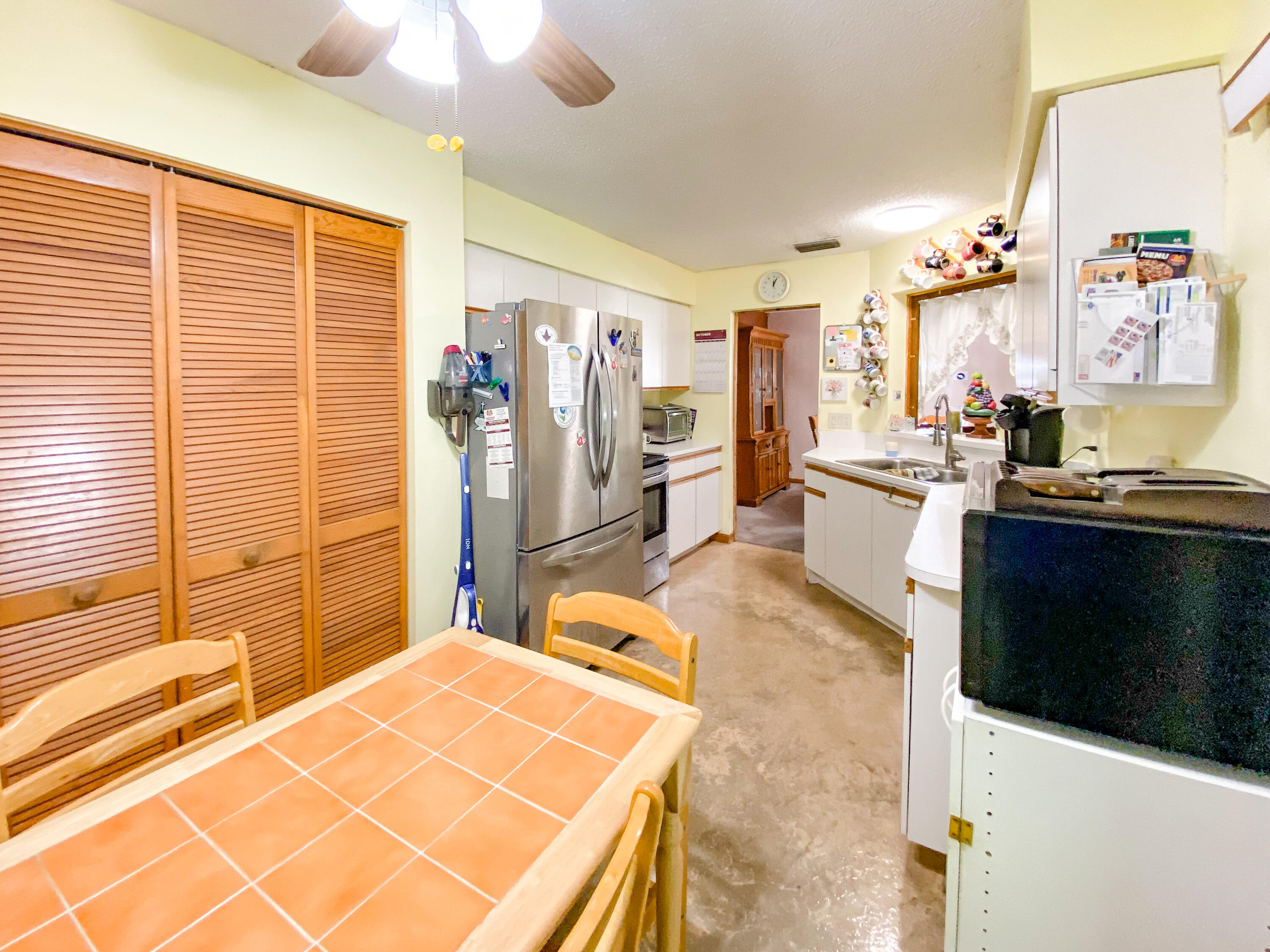 189 Southwest Covington Road Port St. Lucie, FL 34953 - Photo 12 of 27 IMG_5876
