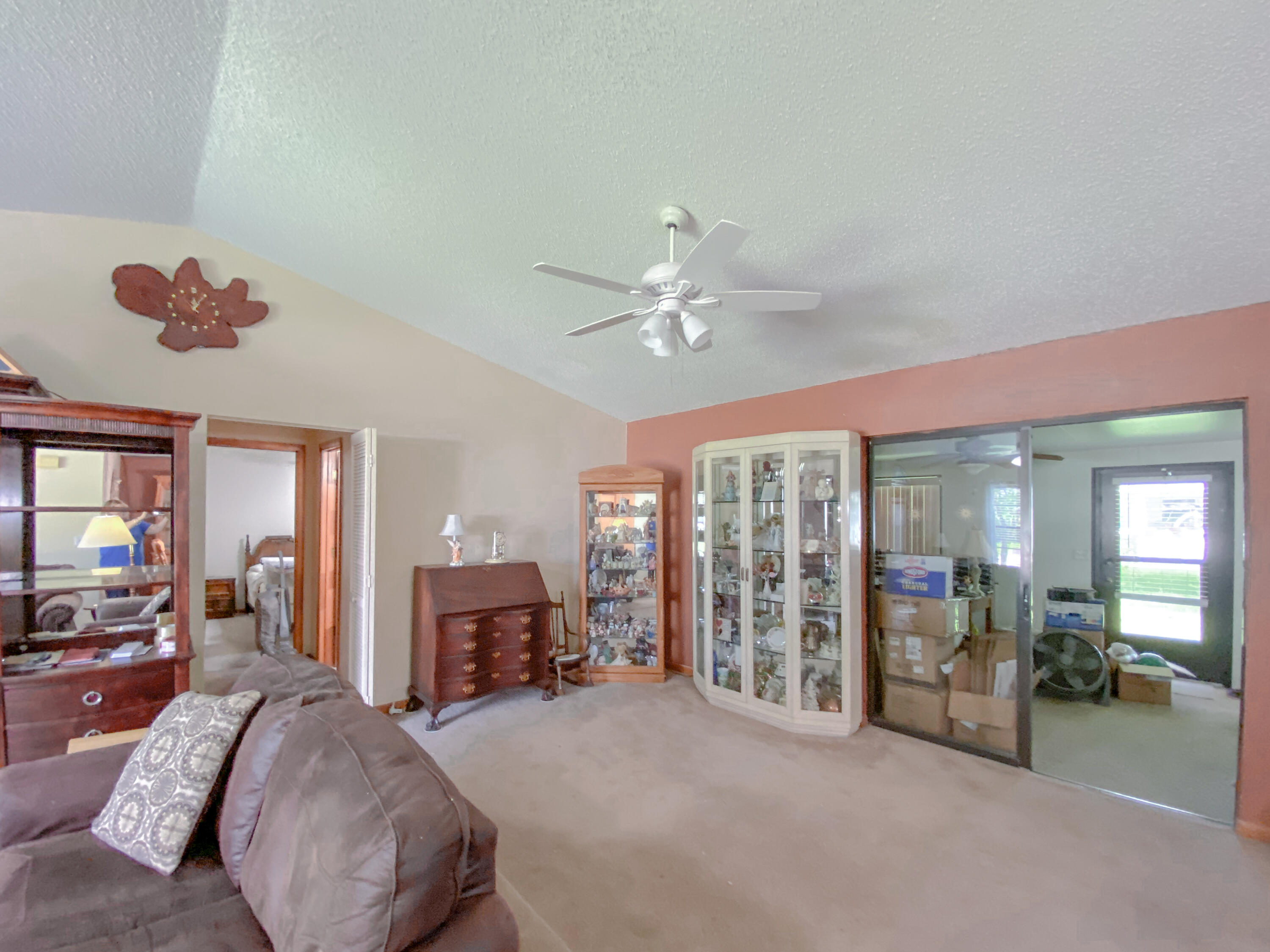 189 Southwest Covington Road Port St. Lucie, FL 34953 - Photo 7 of 27 IMG_5882