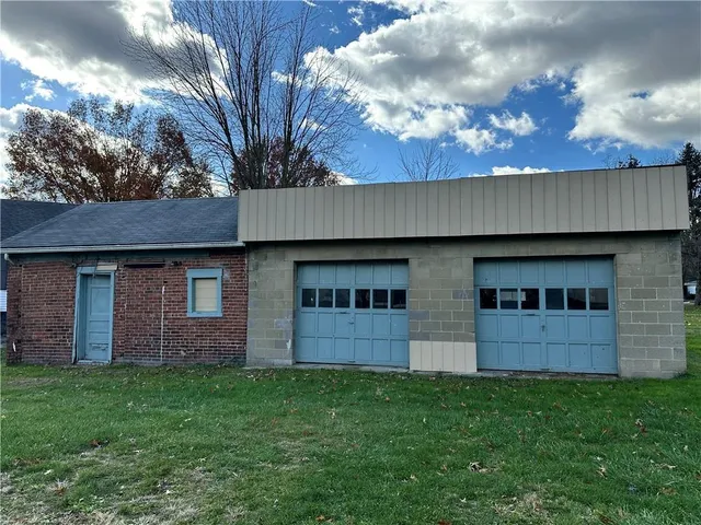 $139,900 | 1739 North Water Avenue, Hermitage, PA 16148