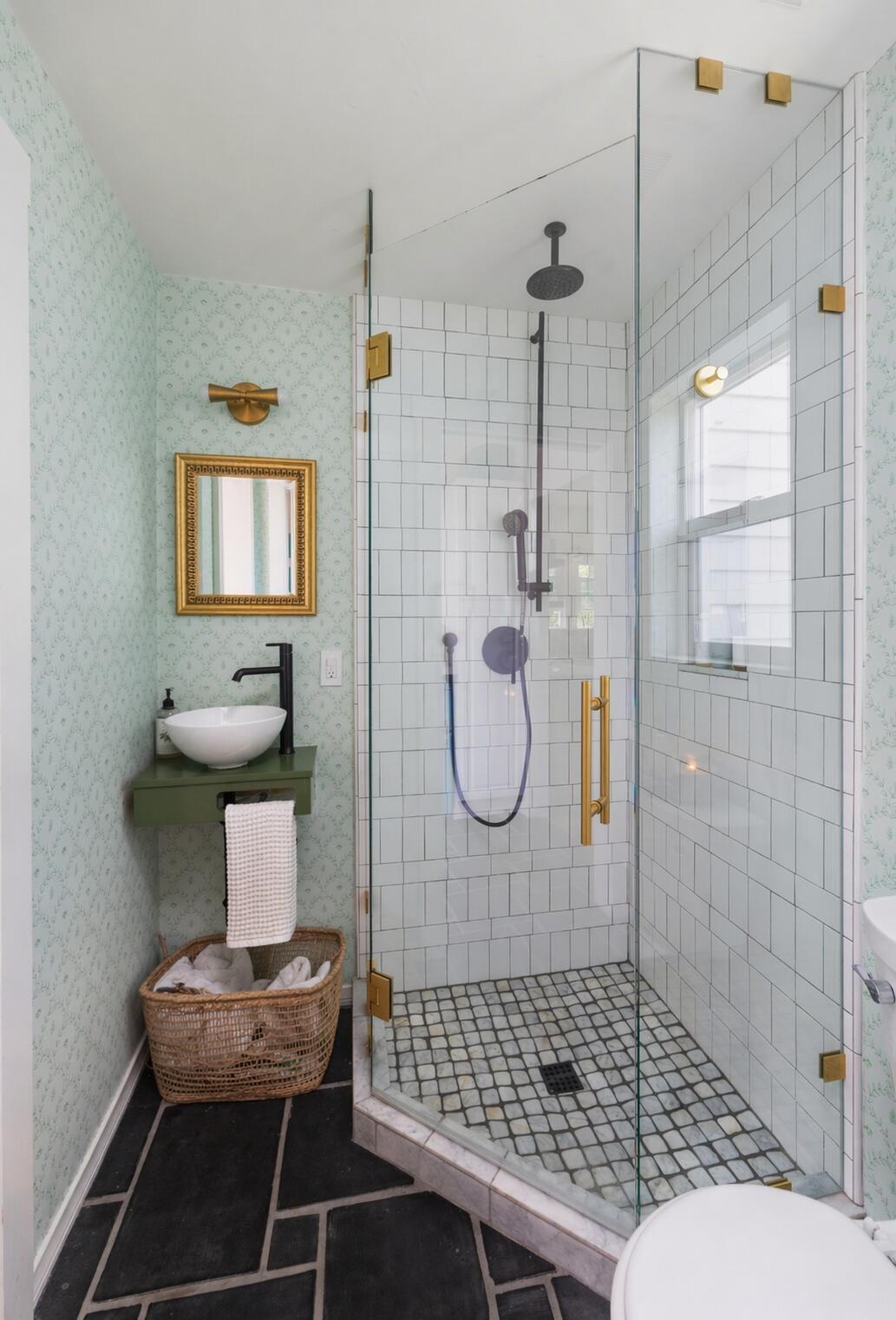 321 North Soledad Street Santa Barbara, CA 93103 - Photo 24 of 25 a bathroom with a shower