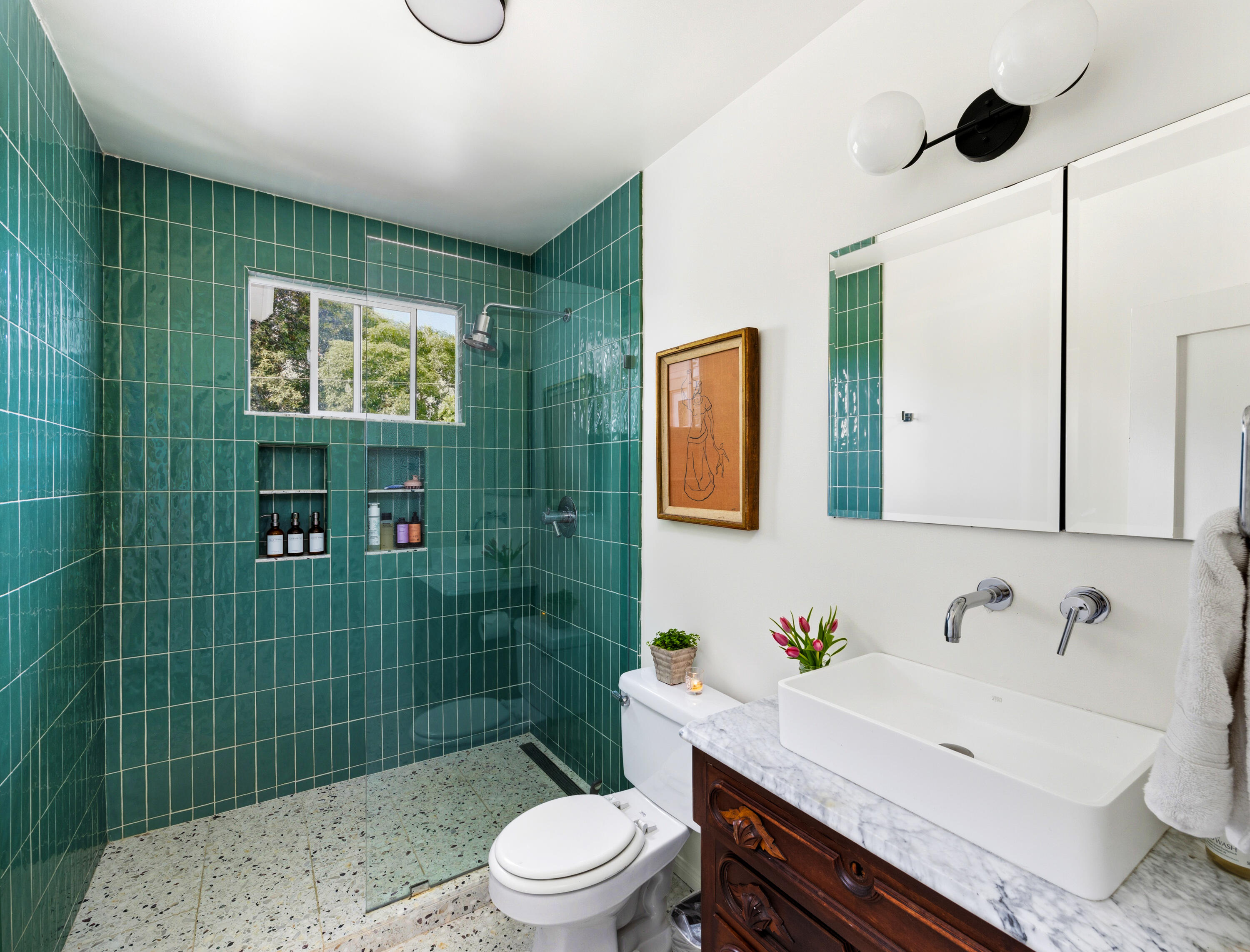 321 North Soledad Street Santa Barbara, CA 93103 - Photo 25 of 25 a bathroom with a toilet sink and shower