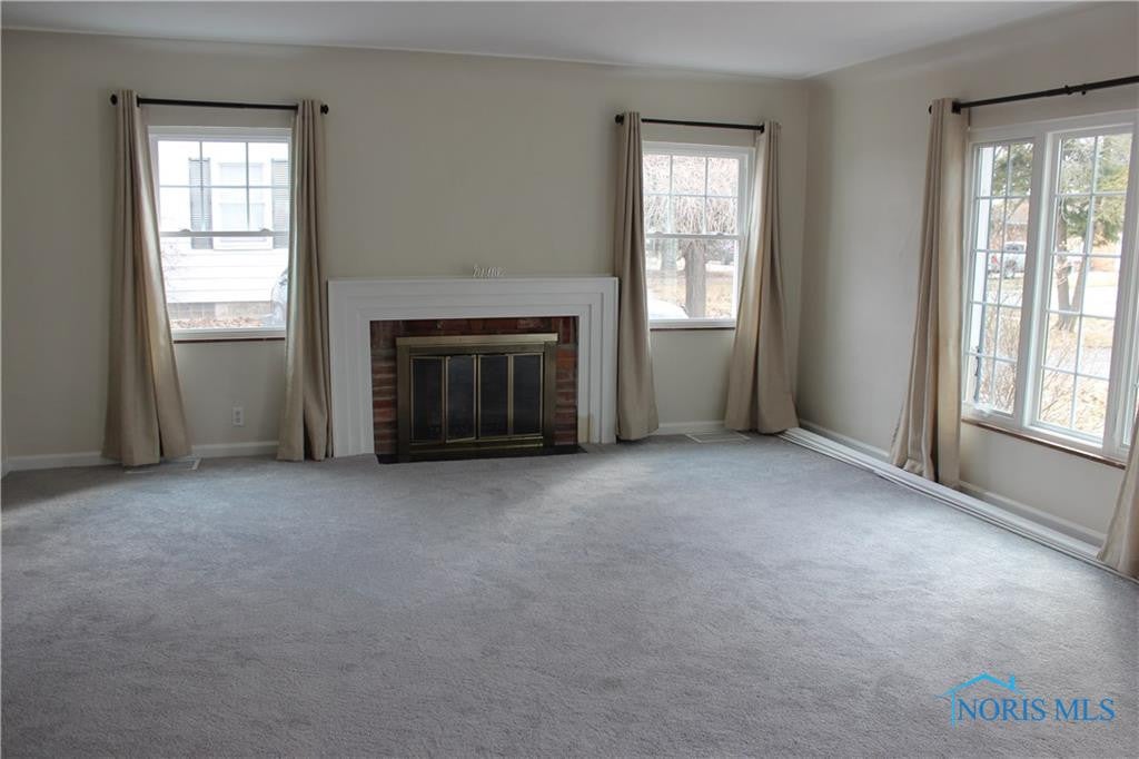 1156 Craig Road Maumee, OH 43537 - Photo 2 of 14 Gallery Image 2