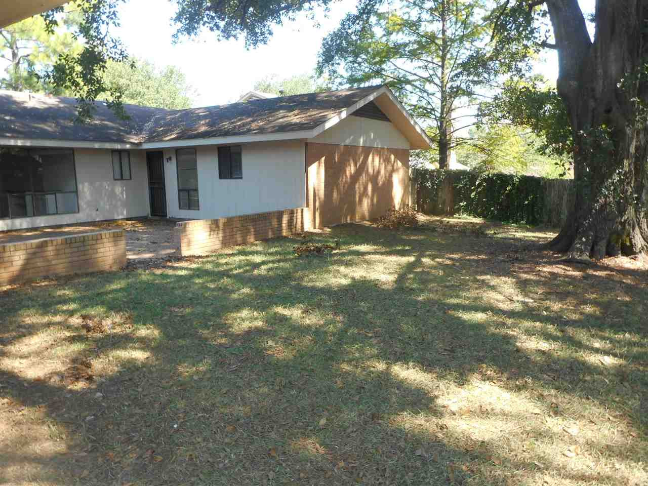27 Raintree Place Jackson, MS 39211 - Photo 3 of 20 Photo 3