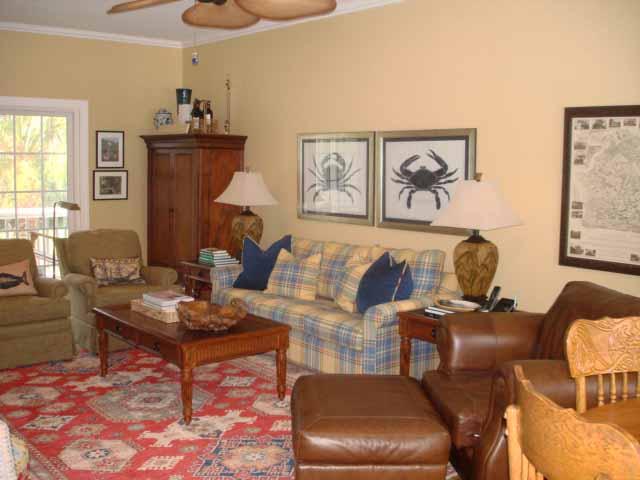 590 King Cotton Road, Unit 8 Edisto Beach, SC 29438 - Photo 4 of 34 living area