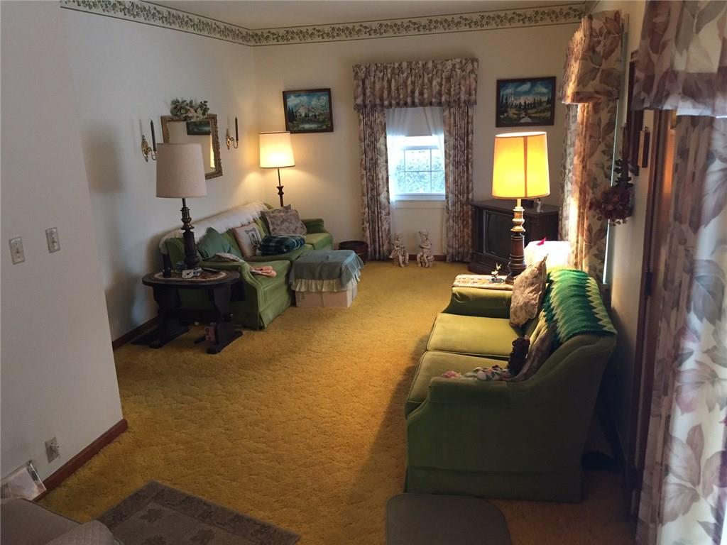 1627 Pulaski Road New Castle, PA 16105 - Photo 3 of 7