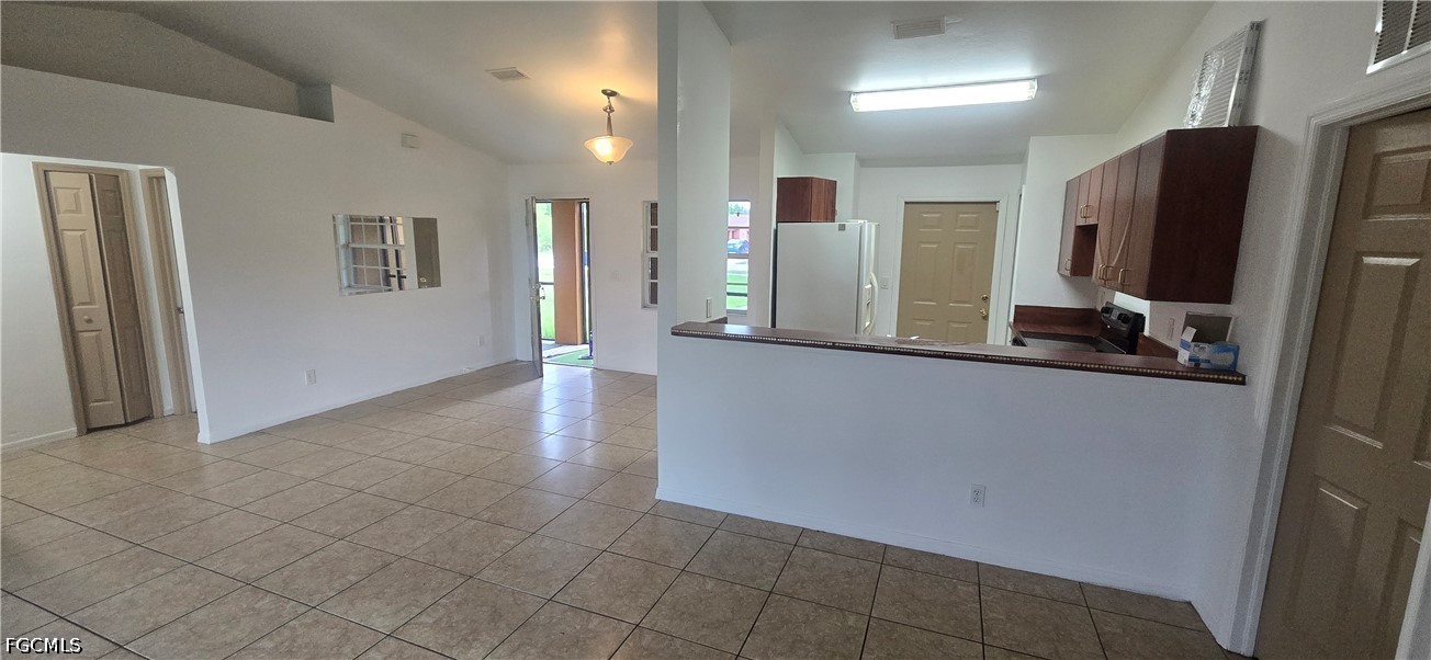 573 Bell Boulevard Lehigh Acres, FL 33974 - Photo 7 of 13