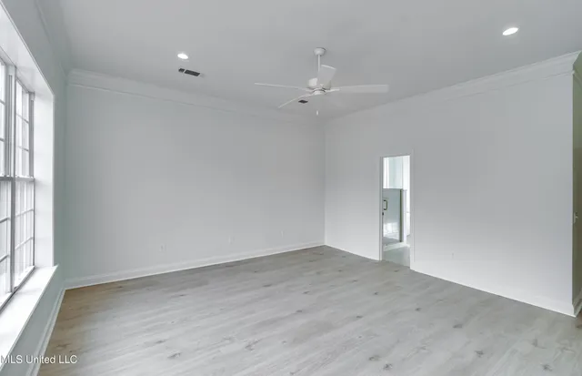 $925,000 | 200 Cripple Creek Road, Canton, MS 39046