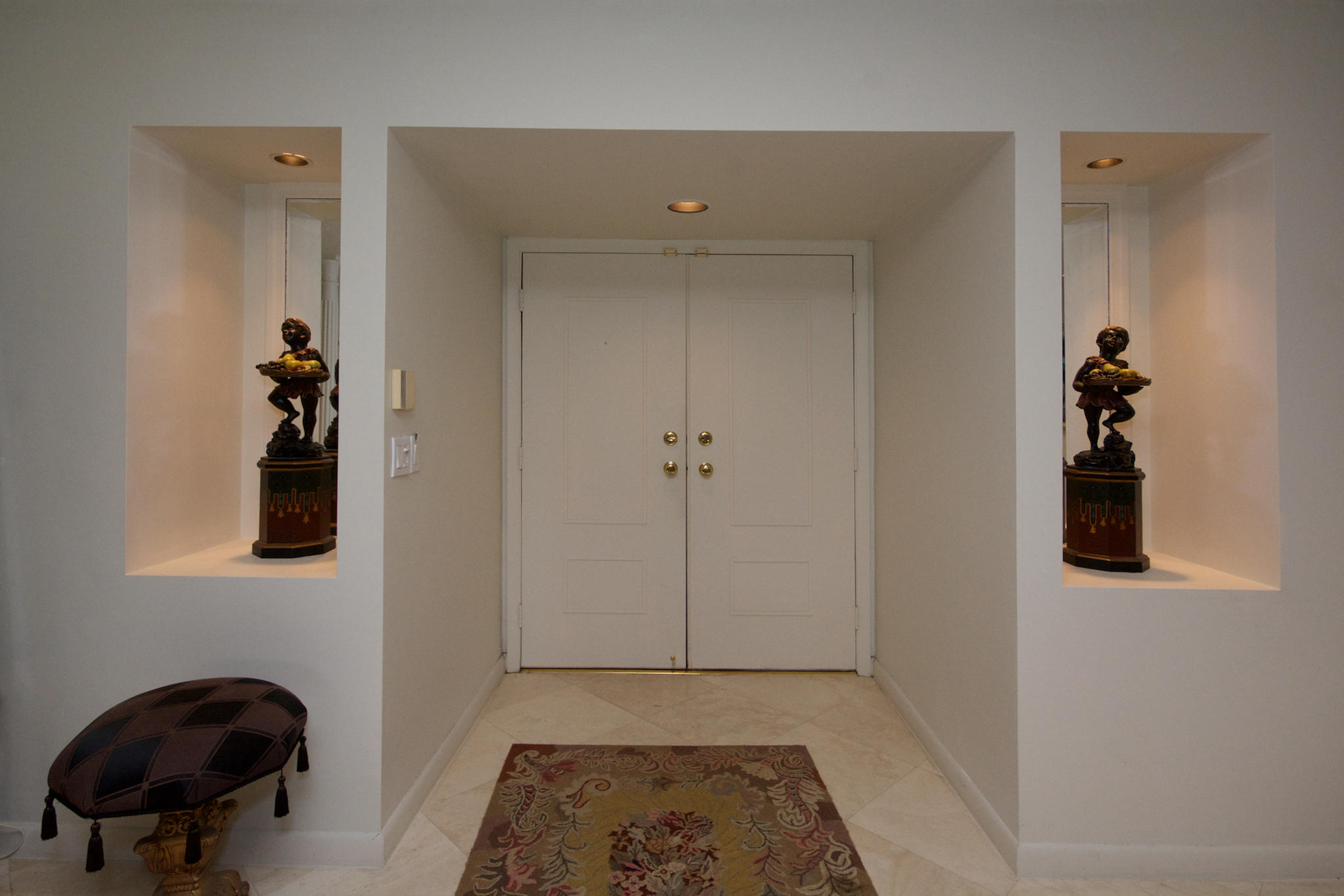 20469 Woodbridge Lane Boca Raton, FL 33434 - Photo 3 of 42 IMG_2089