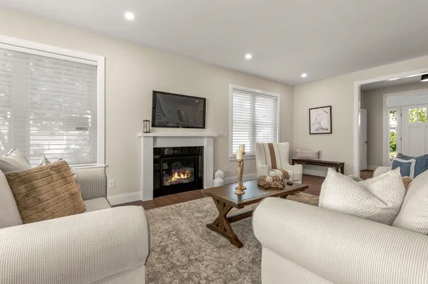 $1,495,000 | 216 Woodbury Avenue, Portsmouth, NH 03801