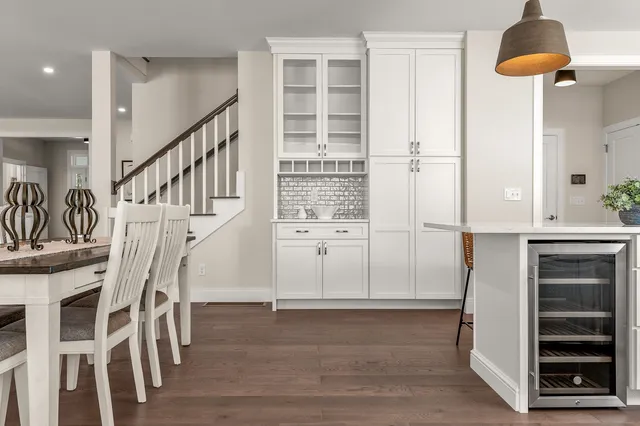 $1,550,000 | 216 Woodbury Avenue, Portsmouth, NH 03801