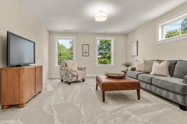 $1,495,000 | 216 Woodbury Avenue, Portsmouth, NH 03801