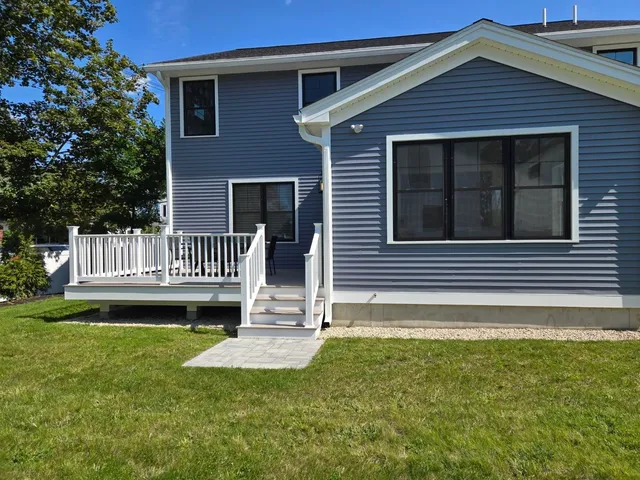 $1,550,000 | 216 Woodbury Avenue, Portsmouth, NH 03801