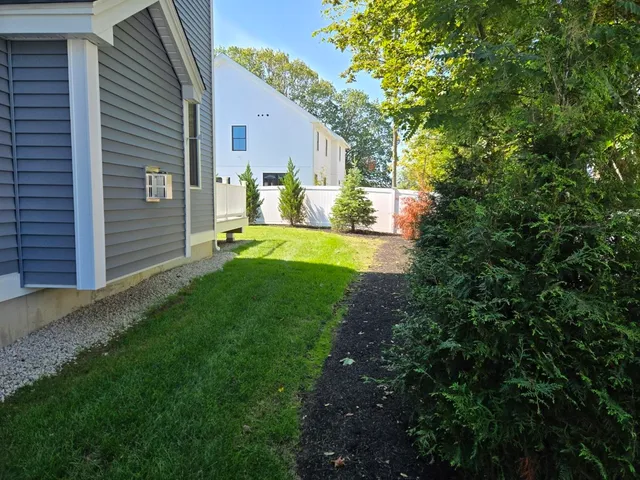 $1,550,000 | 216 Woodbury Avenue, Portsmouth, NH 03801