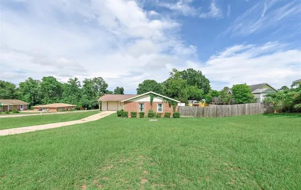 $274,900 | 14 Brown Avenue, Daleville, AL 36322