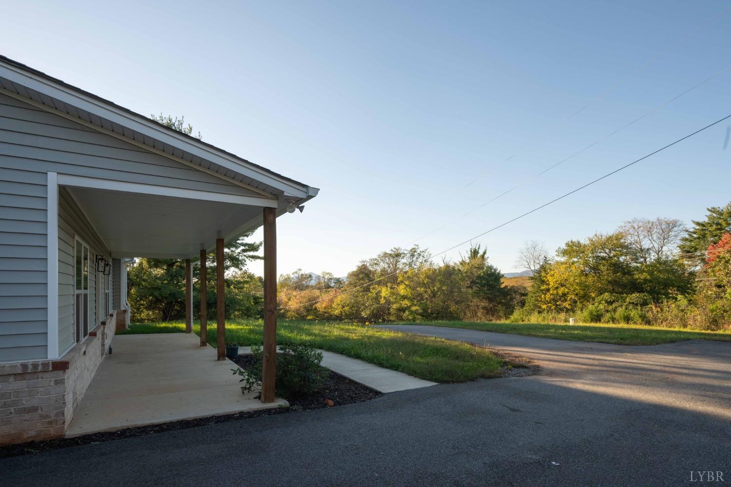 8161 Forest Road Goode, VA 24556 - Photo 48 of 50