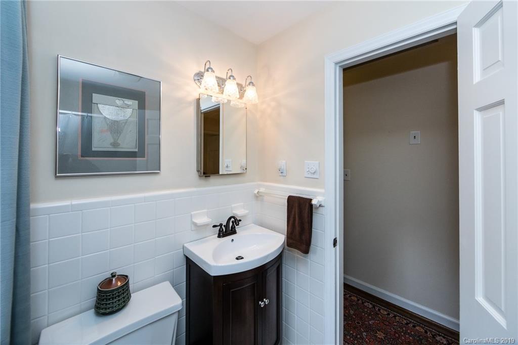 6400 Sardis Road Charlotte, NC 28270 - Photo 21 of 31 Gallery Image 21