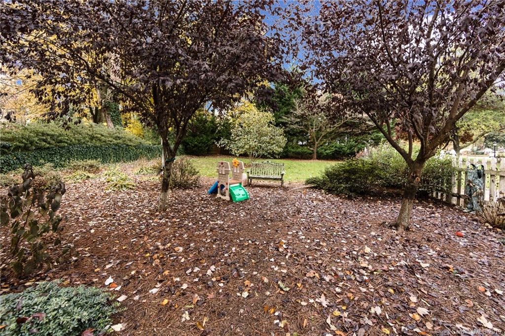 6400 Sardis Road Charlotte, NC 28270 - Photo 28 of 31 Gallery Image 28