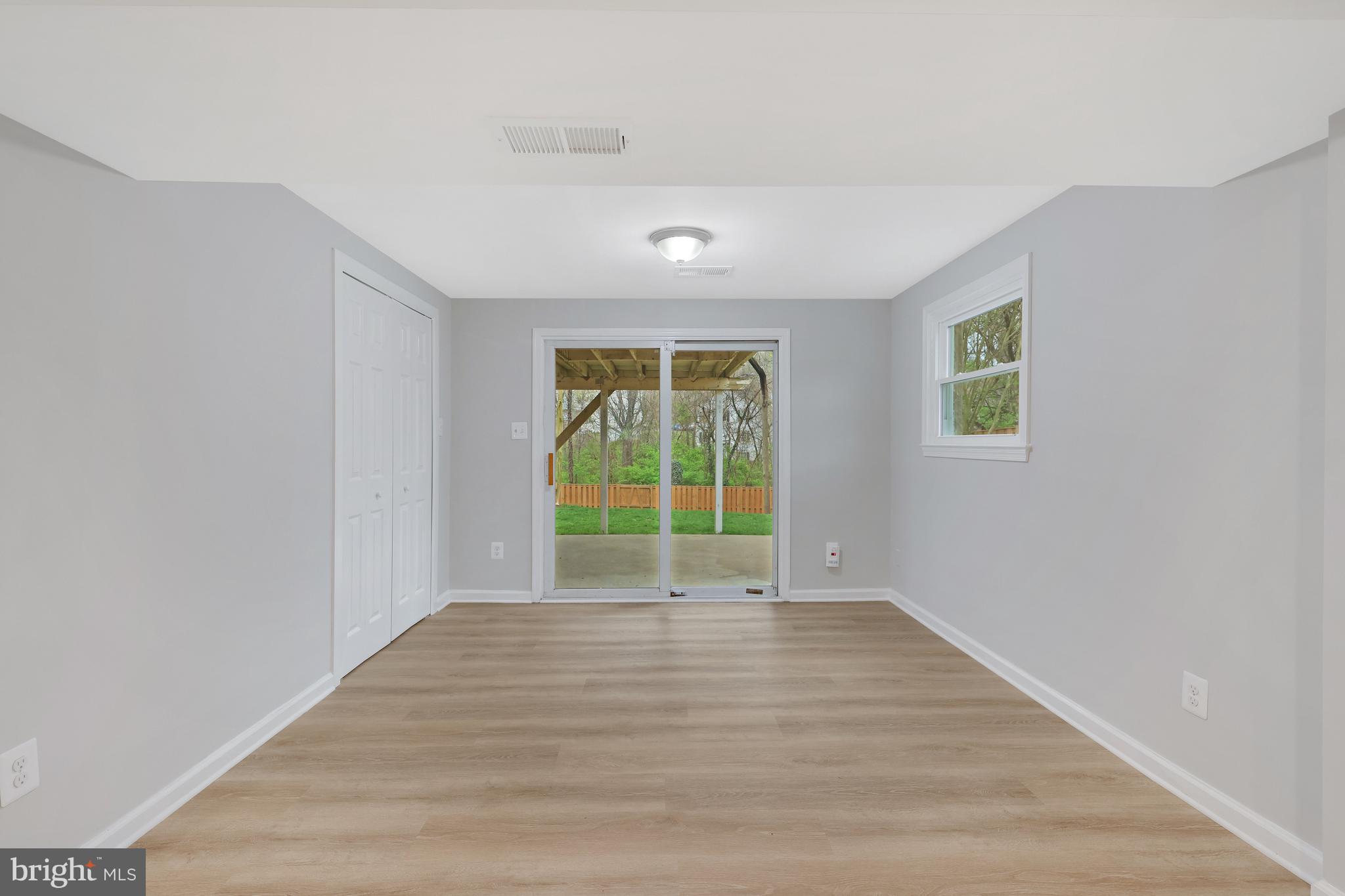 303 West Poplar Road Sterling, VA 20164 - Photo 28 of 48 Gallery Image 28