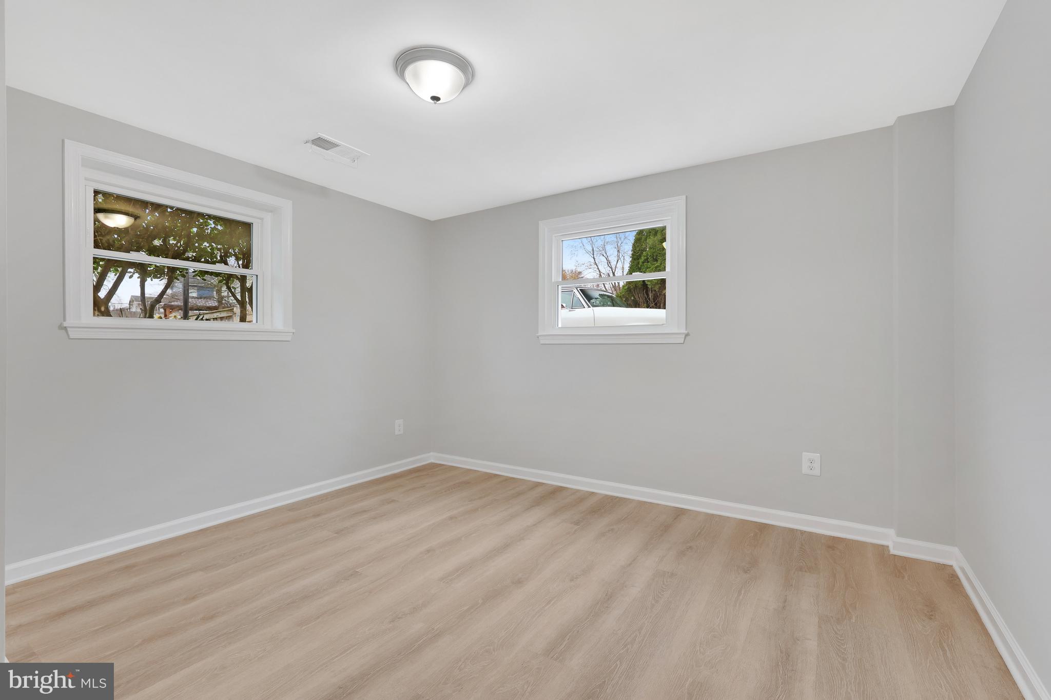 303 West Poplar Road Sterling, VA 20164 - Photo 33 of 48 Gallery Image 33