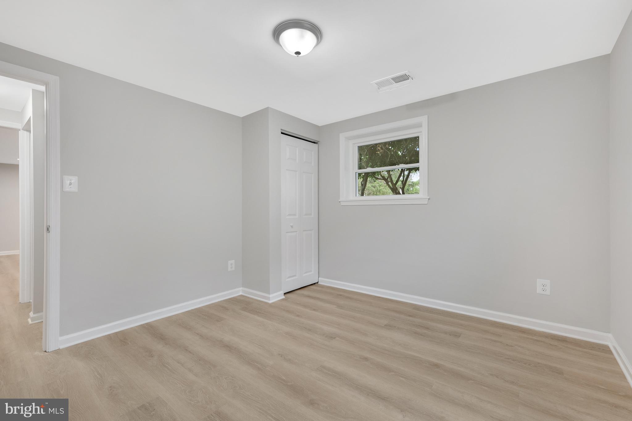 303 West Poplar Road Sterling, VA 20164 - Photo 34 of 48 Gallery Image 34