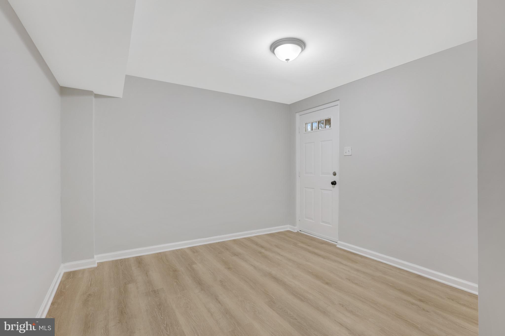 303 West Poplar Road Sterling, VA 20164 - Photo 37 of 48 Gallery Image 37