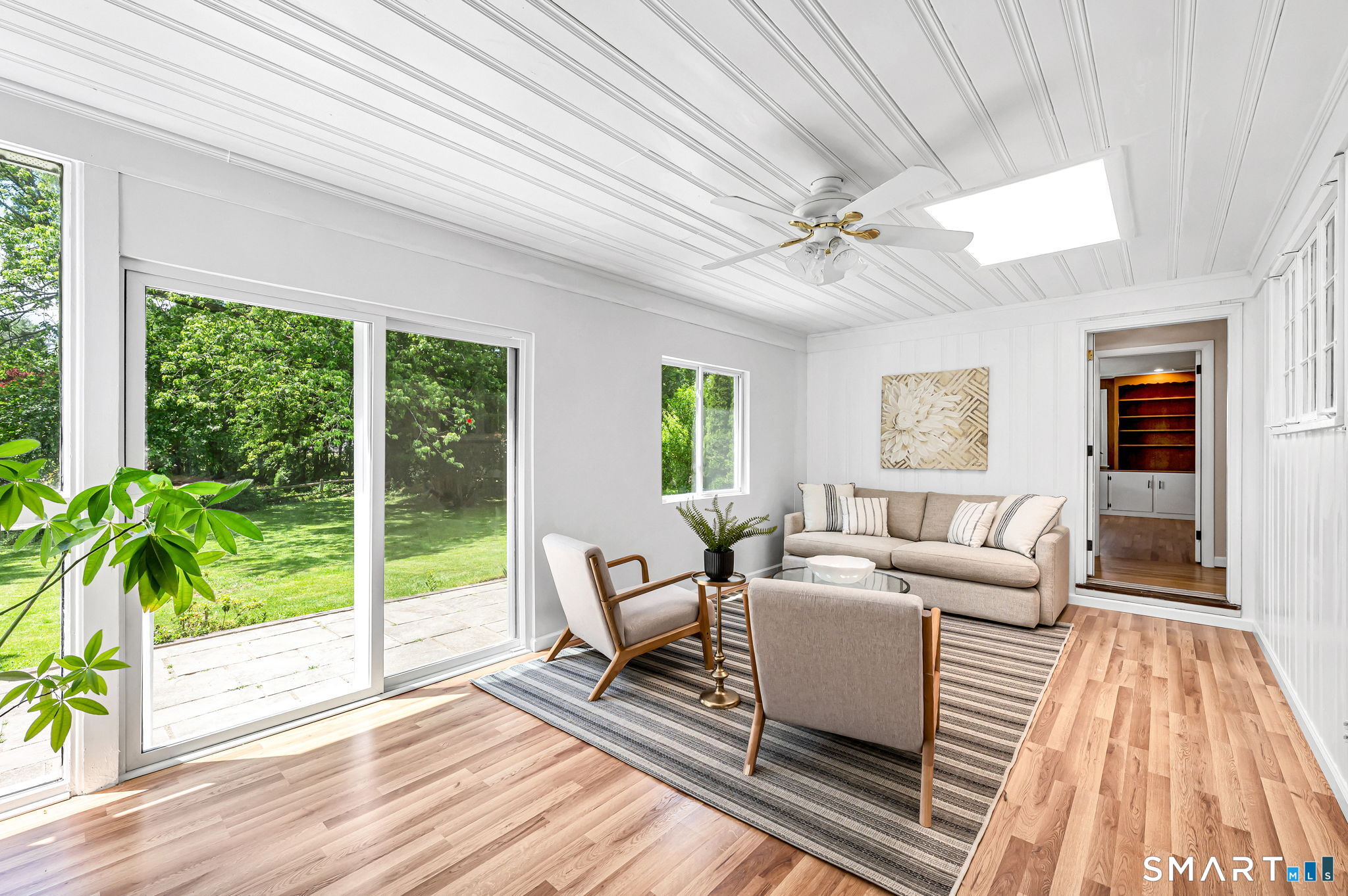 261 Simsbury Road West Hartford, CT 06117 - Photo 18 of 40