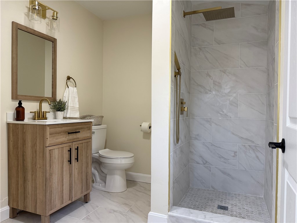 461 River Road Lincoln, RI 02865 - Photo 13 of 30 Full Bath with Shower and Laundry