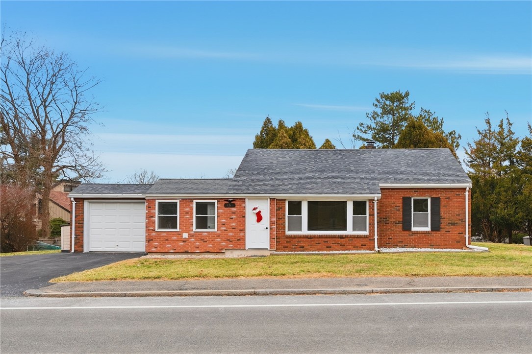 461 River Road Lincoln, RI 02865 - Photo 2 of 30