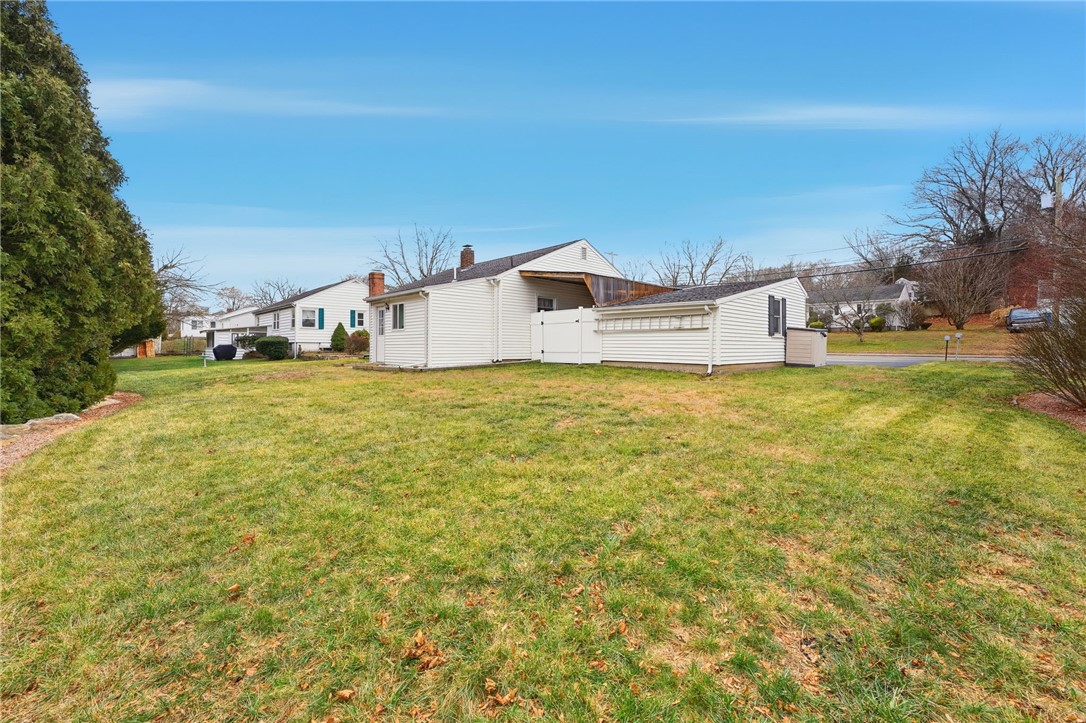 461 River Road Lincoln, RI 02865 - Photo 24 of 30 Flat yard