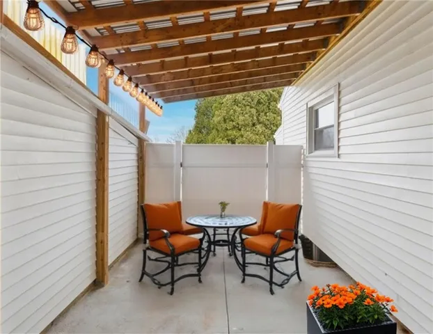 $525,000 | 461 River Road, Lincoln, RI 02865