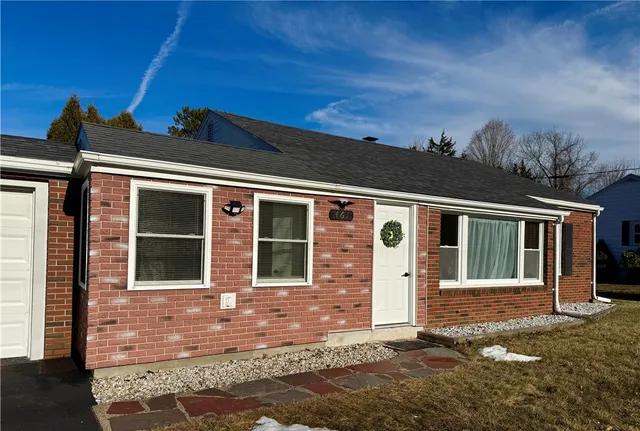 $525,000 | 461 River Road, Lincoln, RI 02865