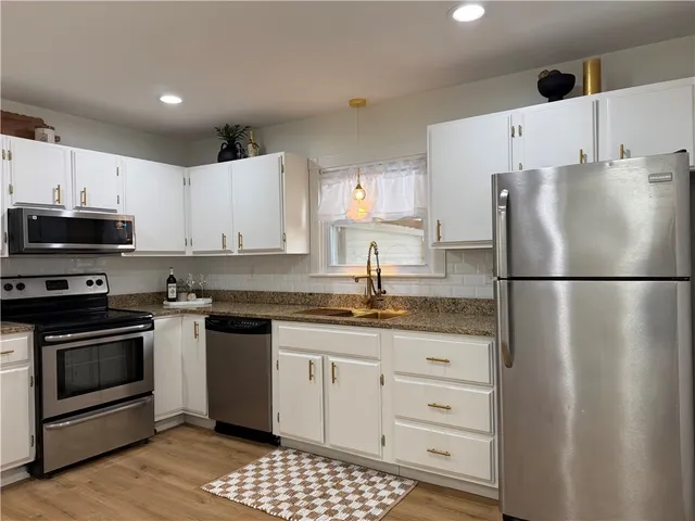 $525,000 | 461 River Road, Lincoln, RI 02865