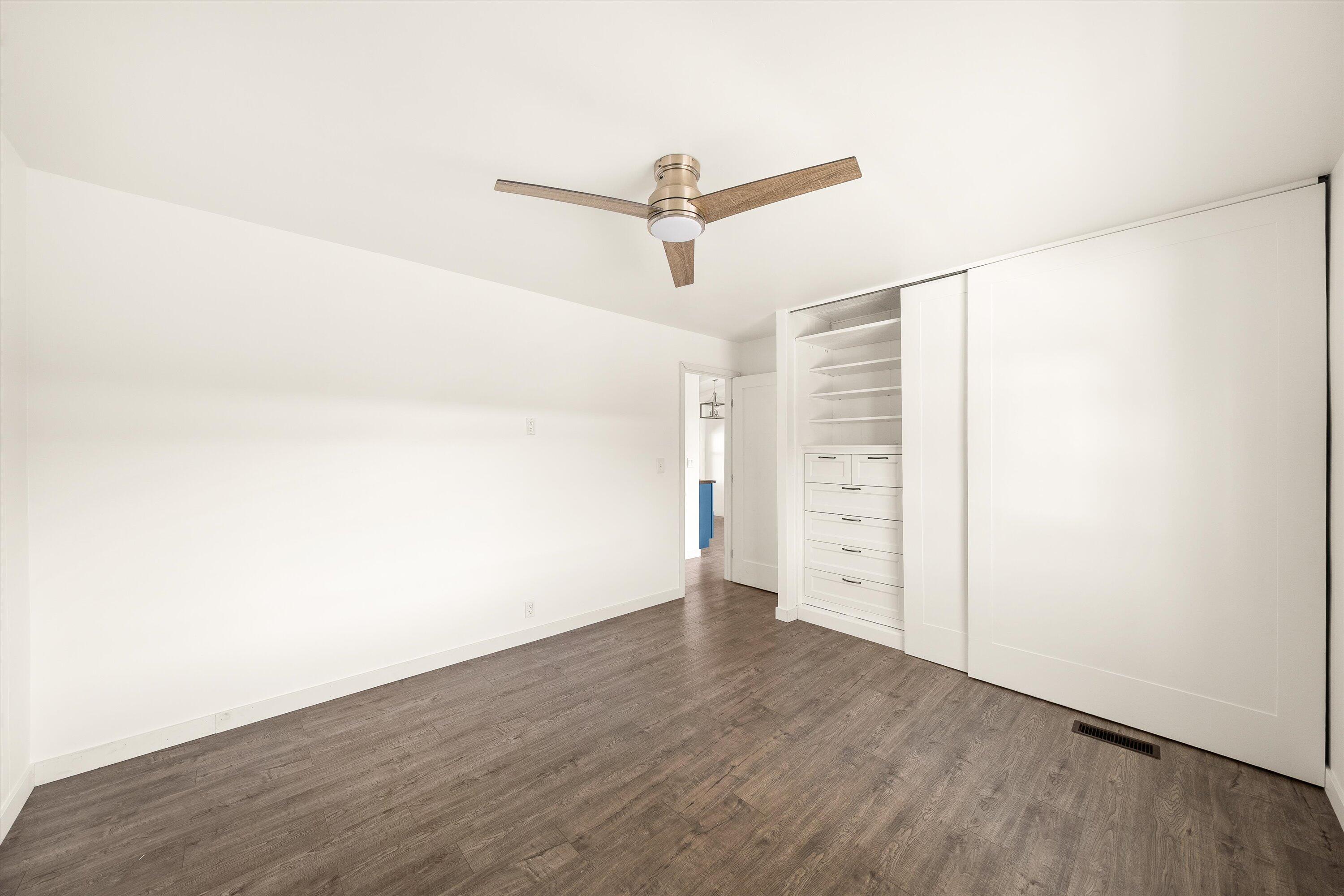 5700 Via Real, Unit 75 Carpinteria, CA 93013 - Photo 11 of 20 a view of empty room with wooden floor