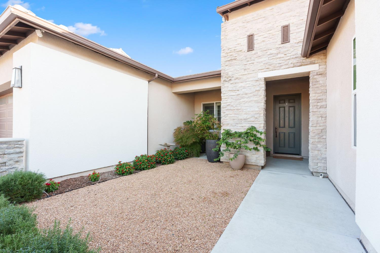 822 Overstone Avenue Madera, CA 93636 - Photo 49 of 54