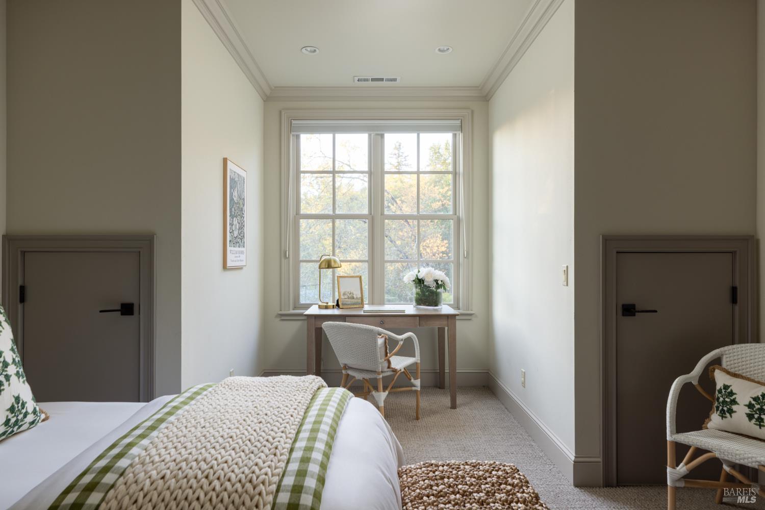 4504 Redwood Road Napa, CA 94558 - Photo 33 of 57 a bedroom with a bed and a window