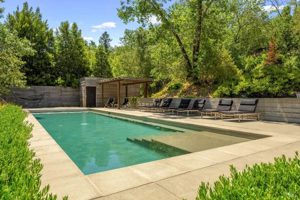 $3,895,000 | 4504 Redwood Road, Napa, CA 94558