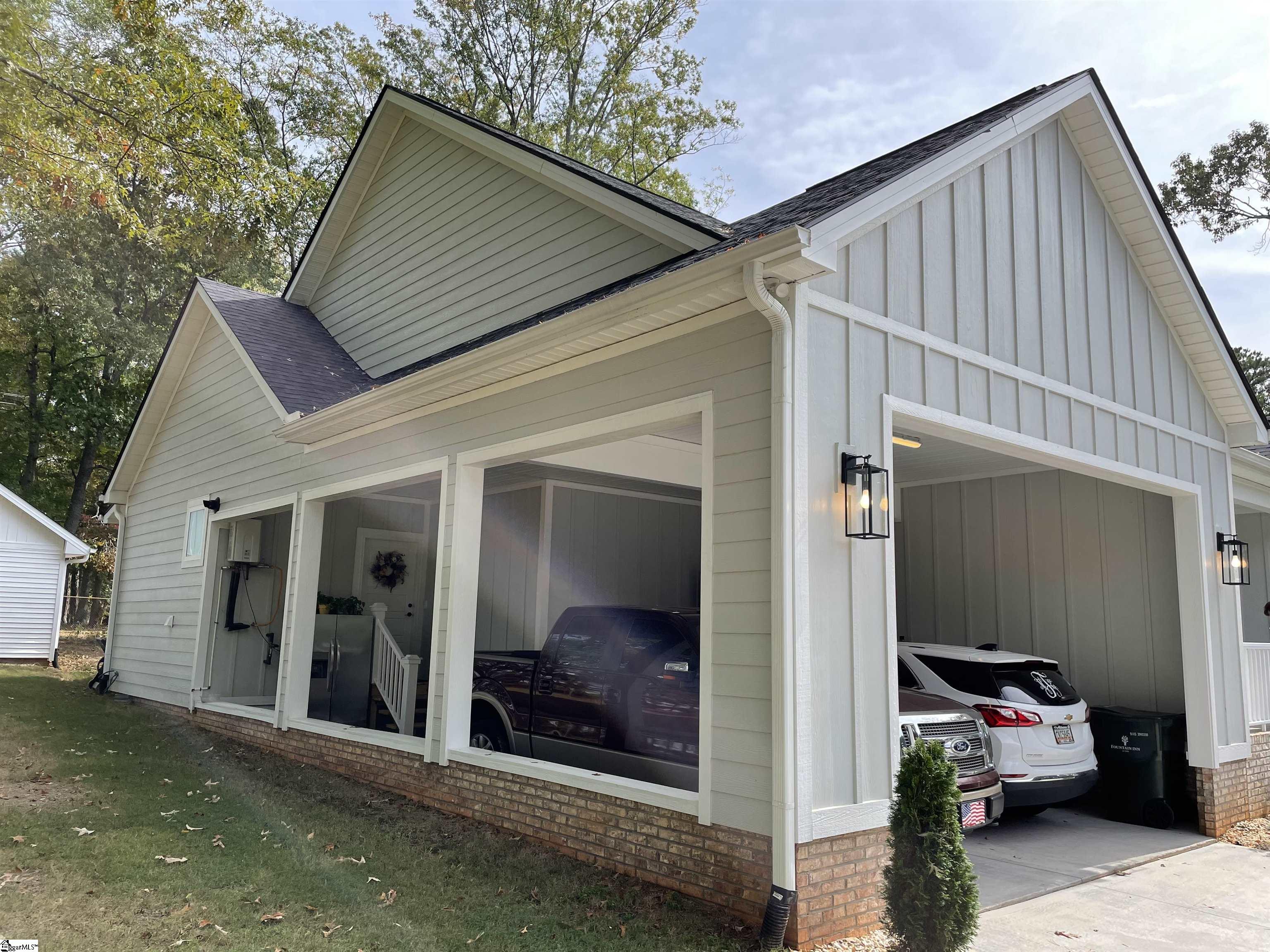 310 Garrett Street Fountain Inn, SC 29644 - Photo 3 of 30 Gallery Image 3