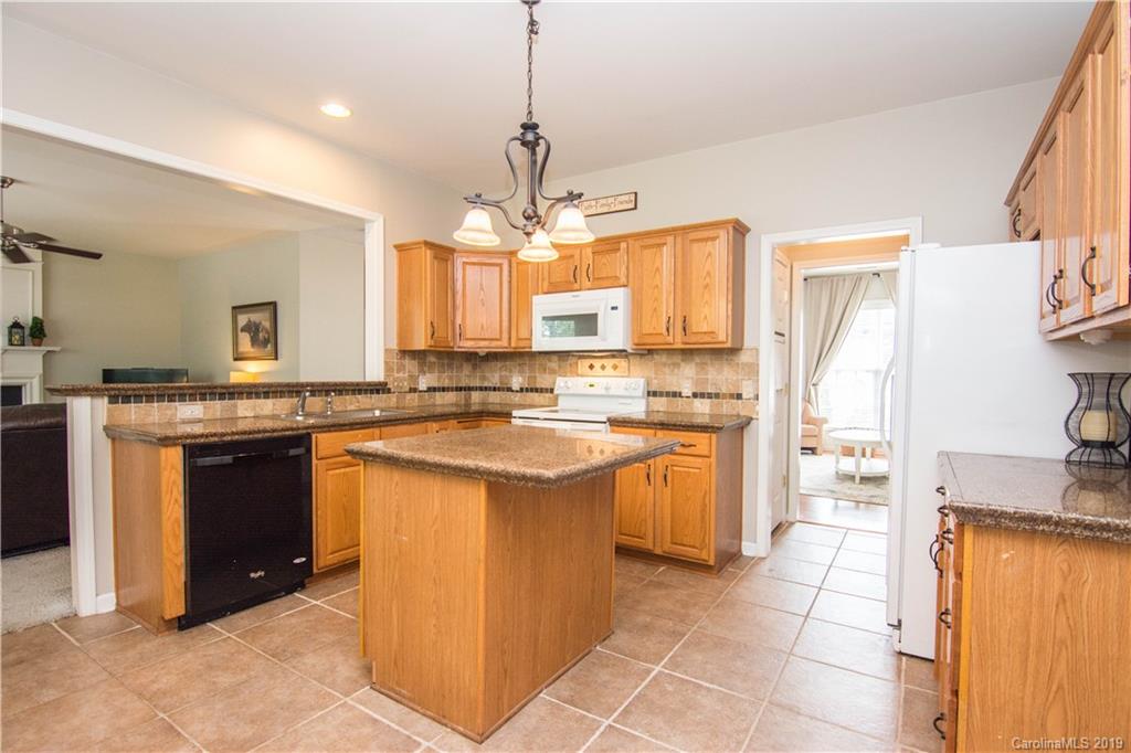 3107 Arborhill Road Charlotte, NC 28270 - Photo 17 of 48 Gallery Image 17