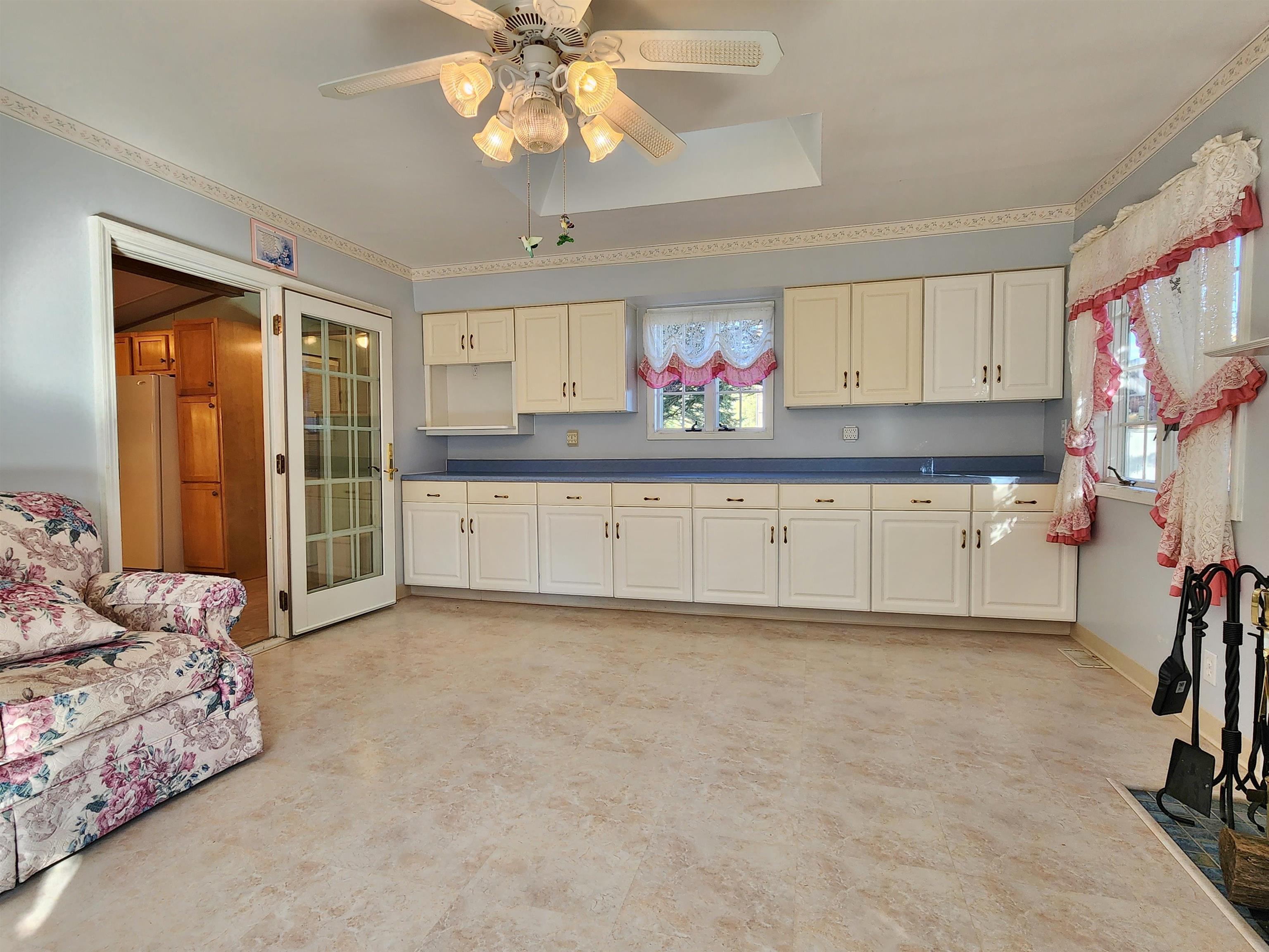 1258 Sumner Sumner, MI 48889 - Photo 11 of 36