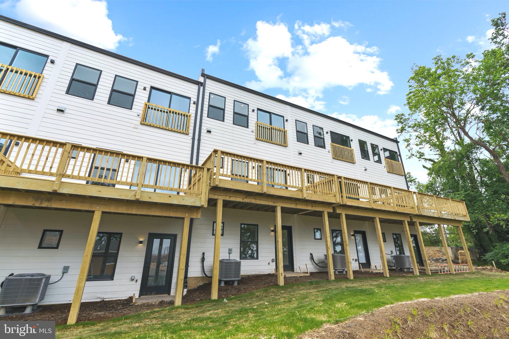 2305 Elvans Road Southeast Washington, DC 20020 - Photo 45 of 48