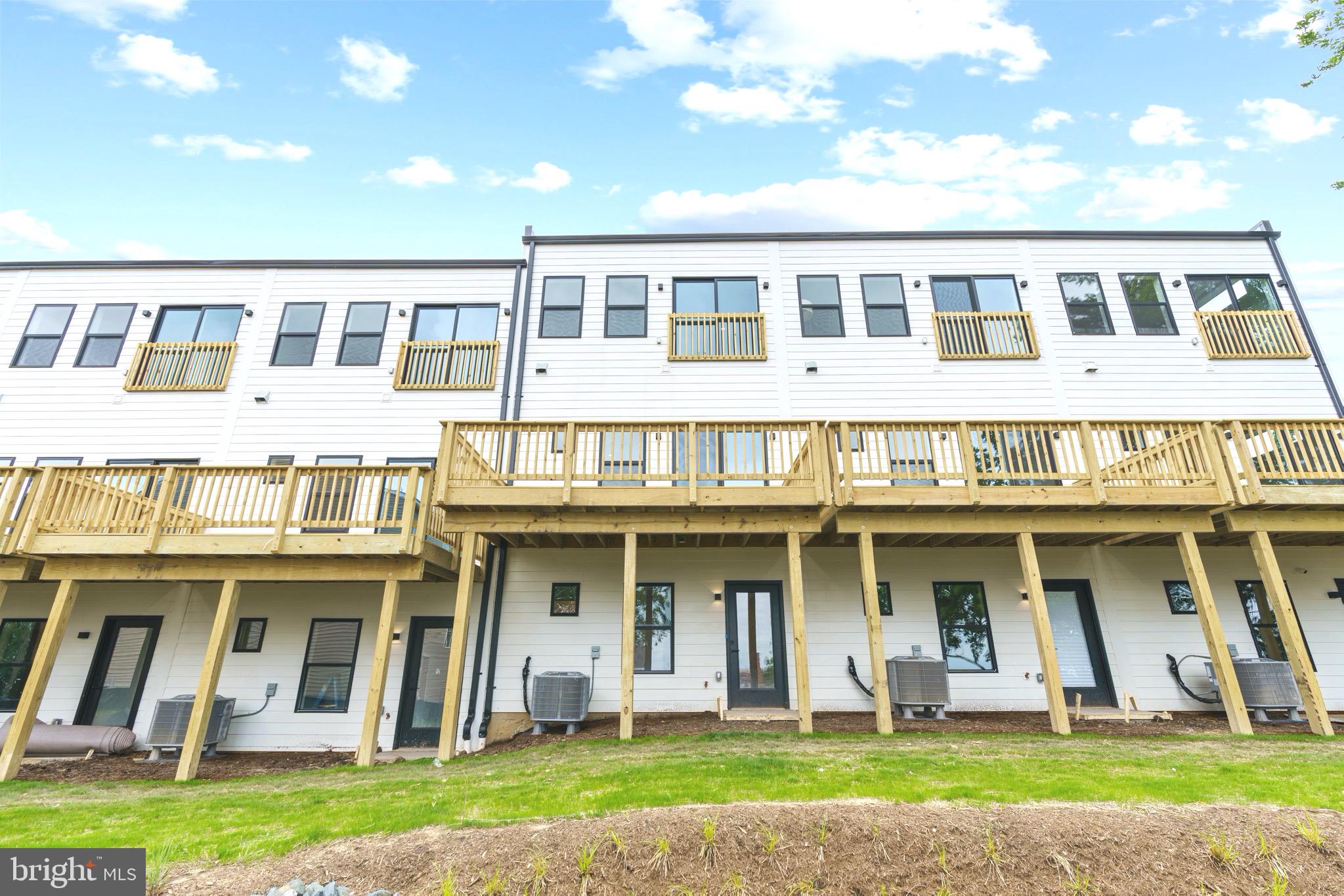 2305 Elvans Road Southeast Washington, DC 20020 - Photo 46 of 48