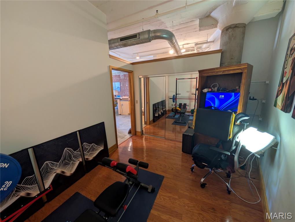 1627 Locust Street, Unit 706 St. Louis, MO 63103 - Photo 9 of 32